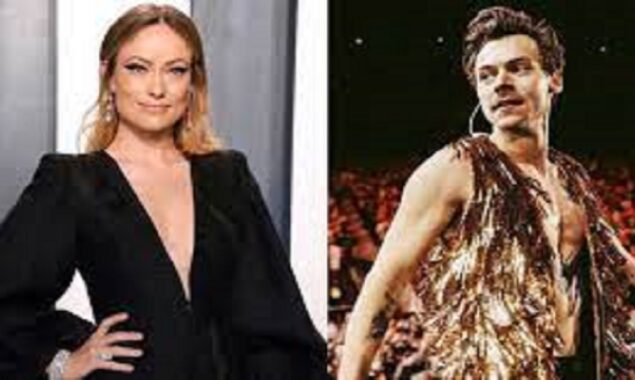 Olivia Wilde, Harry Styles’ girlfriend, transforms into his personal cheerleader at Coachella 2022, dancing her heart out and supporting him