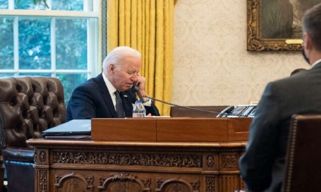 The White House confirms discussions held between Biden and Zelensky