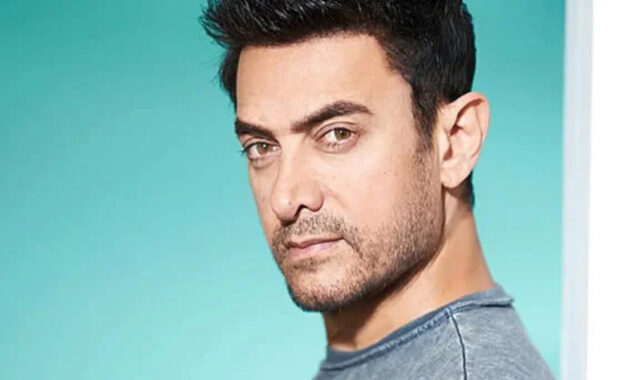 Aamir Khan congratulates Sonu Nigam on his Padma Shri Award
