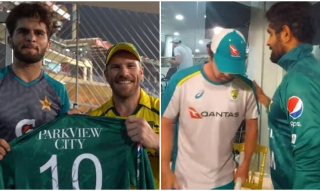 Pak vs Aus: Both teams exchange shirts, caps and bats, watch here