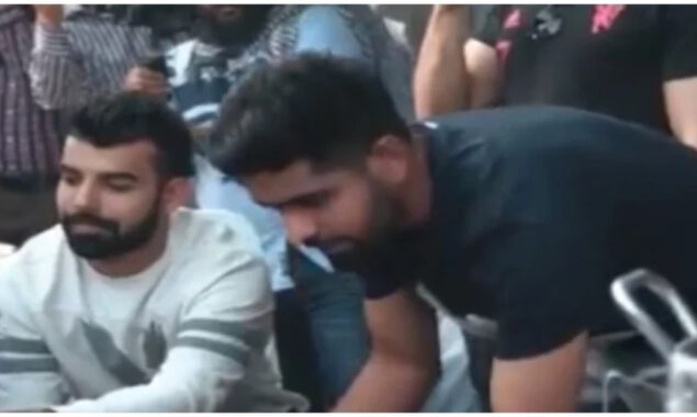 WATCH: Babar Azam, Shadab Khan attend Free Fire grand iftar