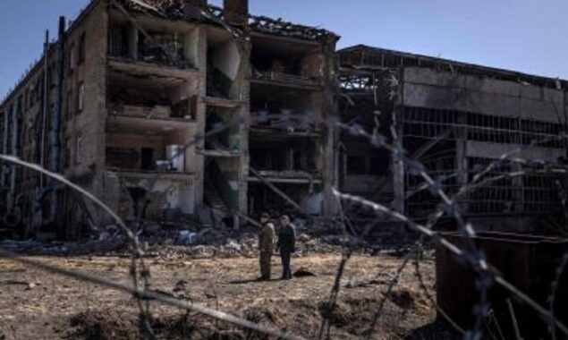 Ukrainian President accuses Russia of killing civilians in eastern Ukraine
