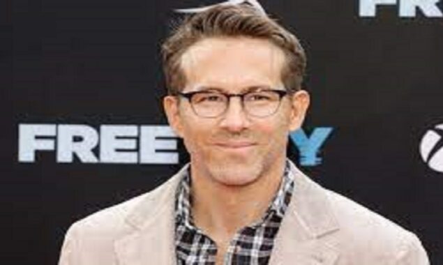 Ryan Reynolds breaks heart of Manchester United fans with stunning answer to cries about buying the club