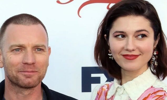 On their first trip together after marrying, Ewan McGregor and Mary Elizabeth put on a PDA-packed show