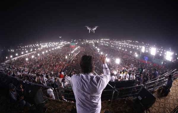 PTI Karachi Jalsa Live | Imran Khan Reaches Jalsagah | Imran Khan Karachi Jalsa Speech