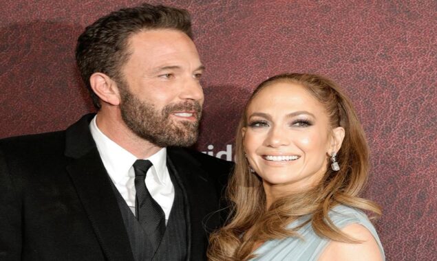 Insider says Ben Affleck is acting like a groomzilla as he arranges his wedding to Jennifer Lopez