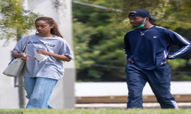 Malia Obama warming up to her sister’s boyfriend Clifton Powell Jr. See pictures