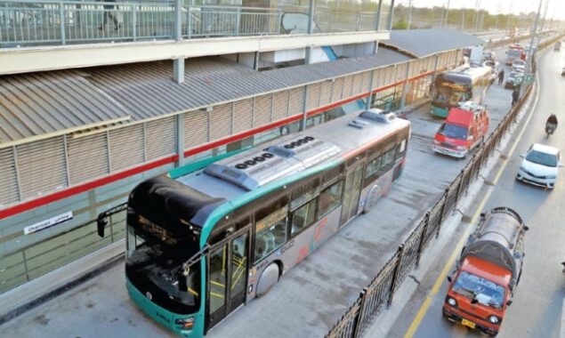 PM to inaugurate Metro Bus from Peshawar to new Islamabad airport today