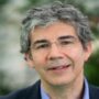 Surgeon in London talks through doctors in Ukraine for an operation via video