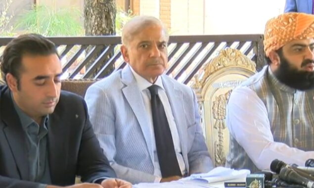 Imran Niazi imposed civilian martial law by dissolving assemblies, says Shehbaz