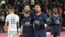 PSG run the danger of causing a stir. With a final roll of the dice, Lionel Messi and Neymar preserve their places in the team. Mbappe, Kylian.