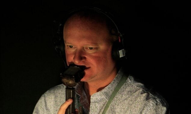 Darts commentator Nigel Pearson dies aged 52