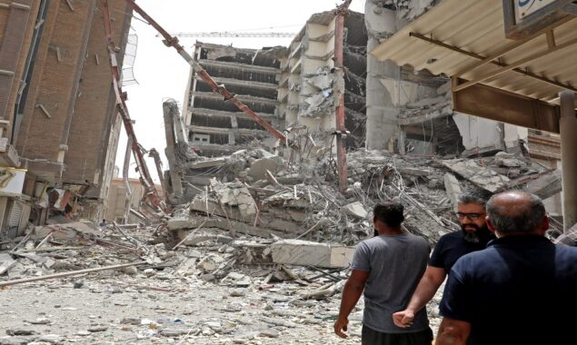 Four dead, 80 trapped in Iran building collapse