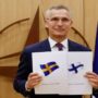 Biden praises both Sweden and Finland. Applications for NATO