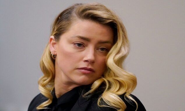 Amber Heard trolled for taking imaginary notes during the trial