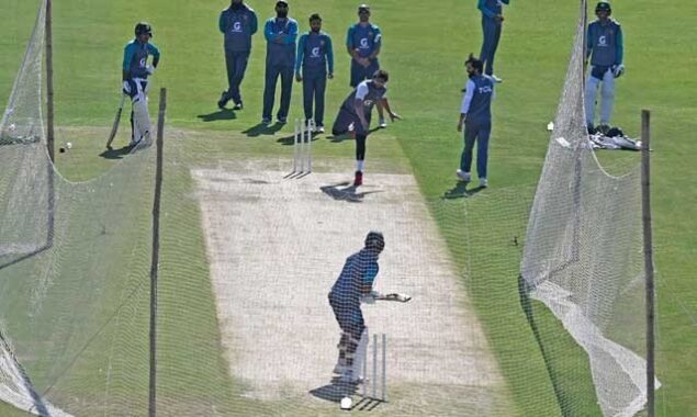 Lahore: A plan has been drawn up to break the sweat of cricketers in hot weather. Conditioning camp will be held at National High-Performance Center, Lahore.
