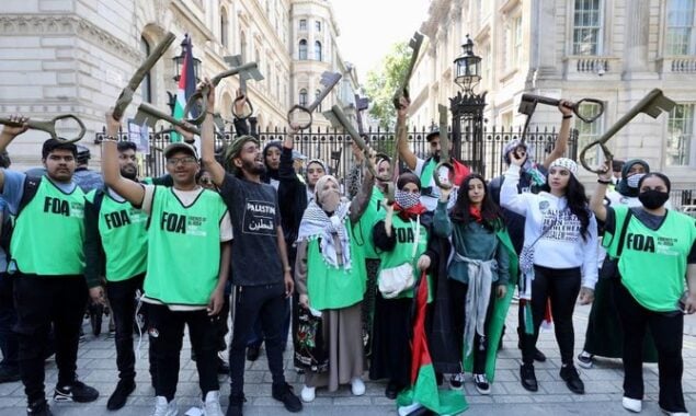 Pro-Palestinian protesters rally for slain journalist Abu Akleh in London