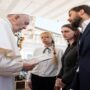 Pope Francis is the last hope of wives of Mariupol defenders