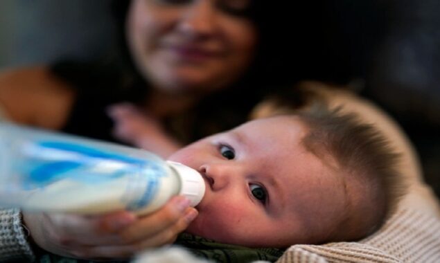 US: Baby formula to be flown in by military jets