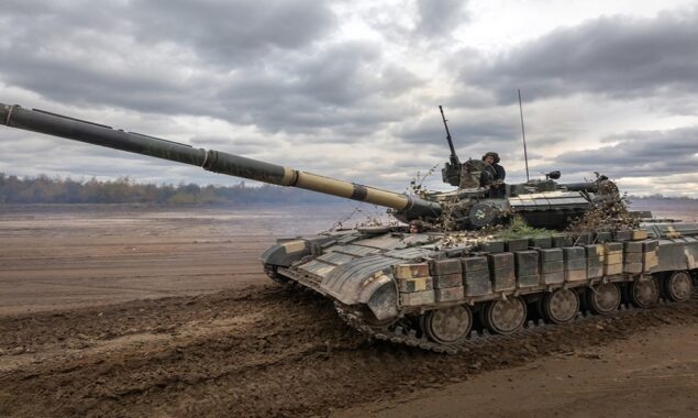 Germany sends tanks to help Ukraine