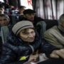 Hundreds of people evacuate, as Russia bombards Lyman