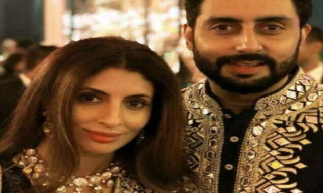 Shweta Bachchan Nanda was seen making goofy faces with brother Abhishek Bachchan at Karan Johar’s birthday