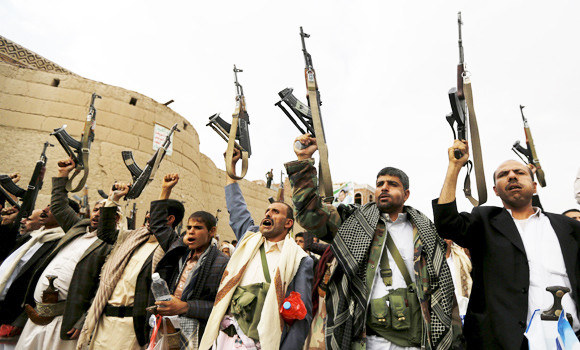 Amnesty International calls on Yemen’s Houthi militia to release journalists