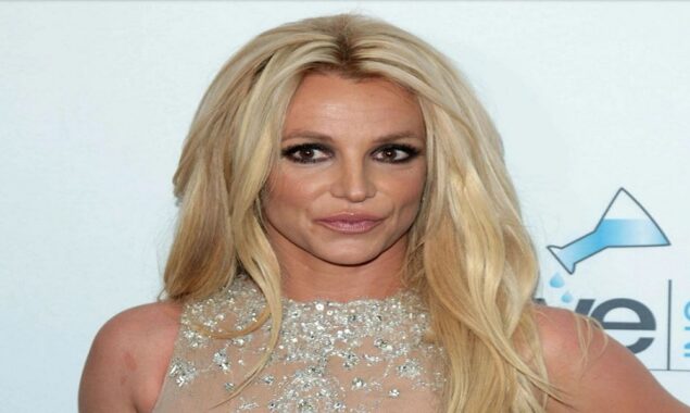 Britney Spears calls out Kelly Clarkson over resurfaced comments