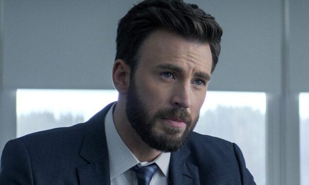 Chris Evan tries to stay focused during Buzzfeed ‘puppy interview’