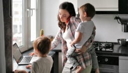 How Can Women Help In Managing House Hold Expense At Home