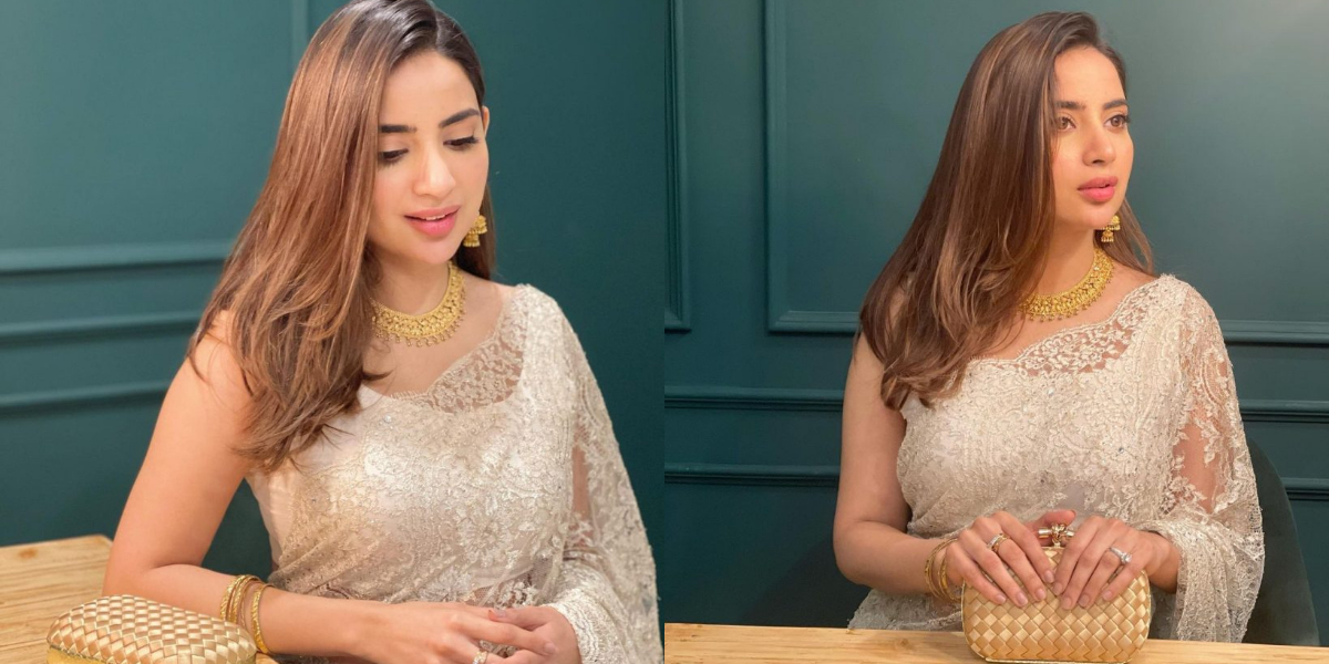 Saboor Aly looks adorable in a lace saree
