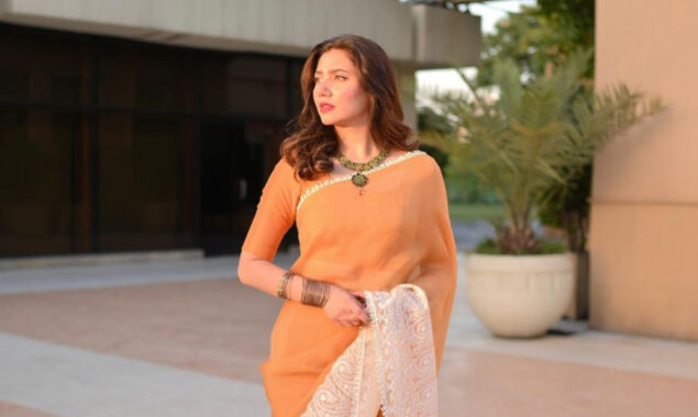 Mahira Khan is epitome of grace in a tangerine saree