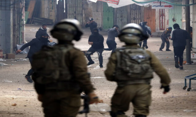 Palestinians injured in clashes with Israeli forces