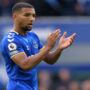 Everton defeat Chelsea to keeps Premier League hopes alive