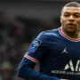 PSG striker extends his contract with the Ligue 1 winners