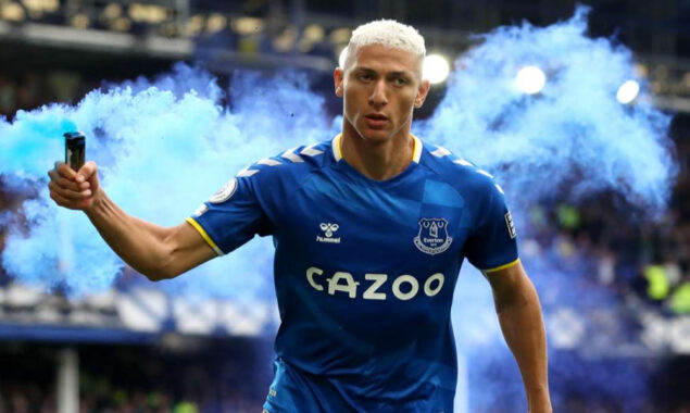 Premier League: Everton beat Chelsea to improve chances of staying