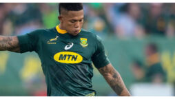 The World Cup-winning South African fly-half Elton Jantjies was arrested at Johannesburg’s airport.