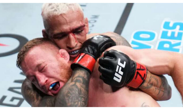 Carla Esparza reclaims the UFC strawweight title, while Charles Oliveira wins Justin Gaethje to become a lightweight contender.