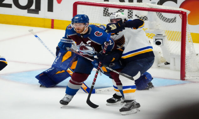 Avalanche begins Round 2 with overtime victory
