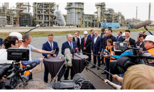 German business mood recovers further in May