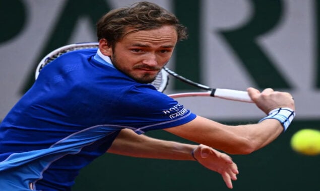 French Open: Denis Shapovalov lose; Daniil Medvedev advances
