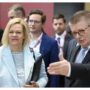 Germany to ease visa rules for Russian Kremlin critics