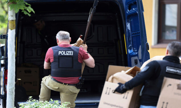 German police stop a teen school ‘Nazi attack’