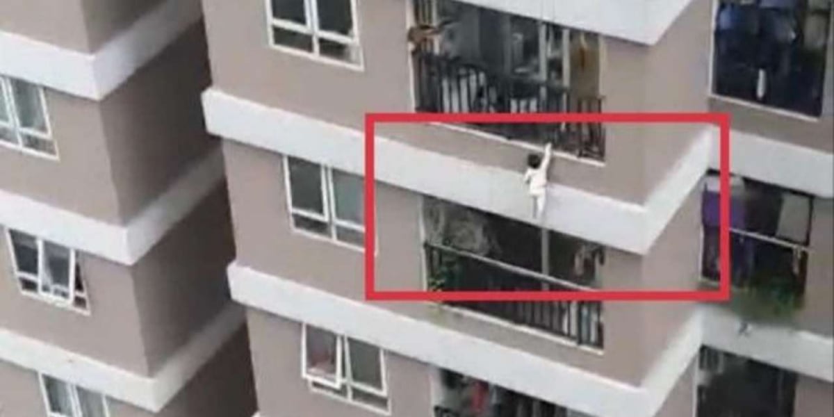 Watch: A man puts his life at risk to save a toddler from falling 100 feet