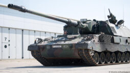 Germany will deliver howitzers to Ukraine