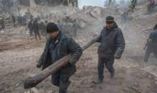 Russian forces strike Okhtyrka with a missile