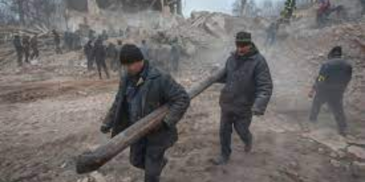 Russian forces strike Okhtyrka with a missile