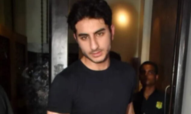 Ibrahim Ali Khan and Mahikaa Rampal have a gala time as they party with friends