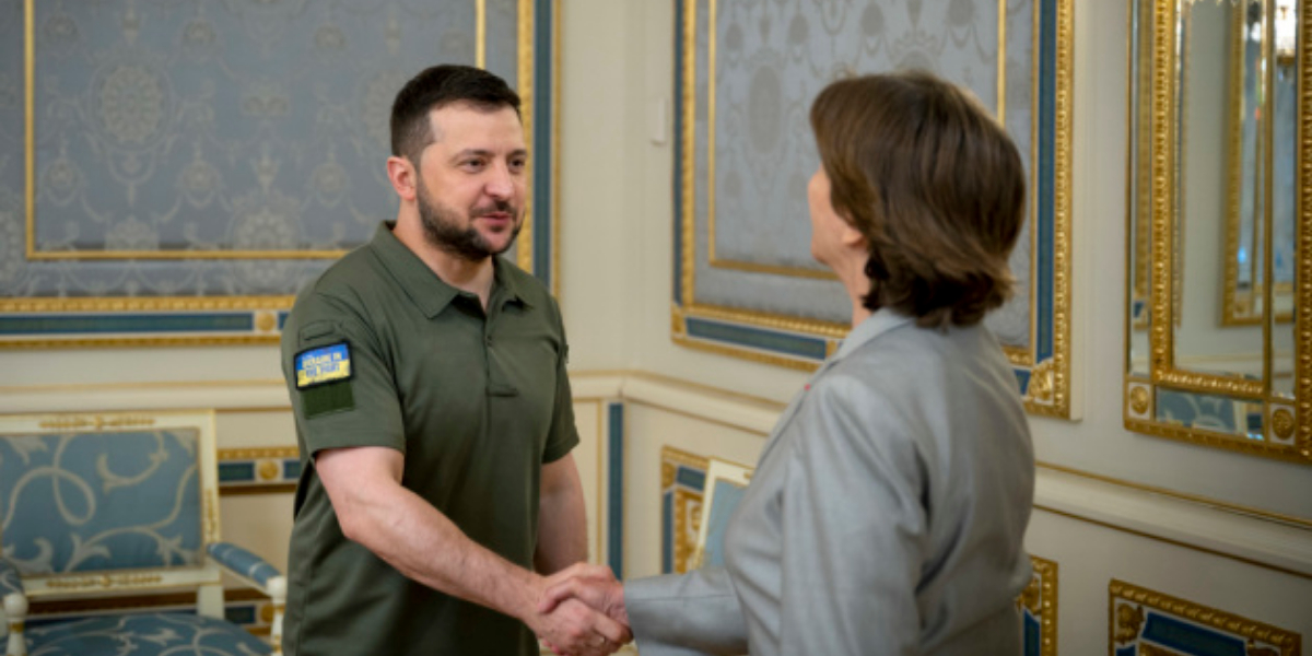 Sanctions, weaponry, and EU support: Zelensky talks with the French Foreign Minister