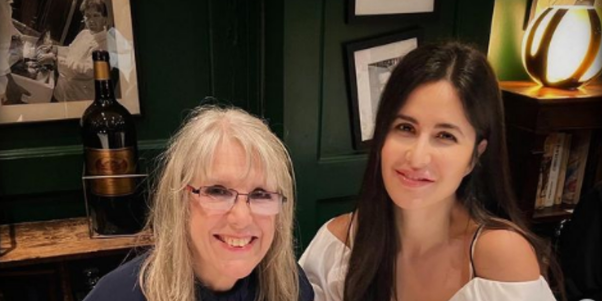 Katrina Kaif celebrates her mother's 70th birthday with siblings